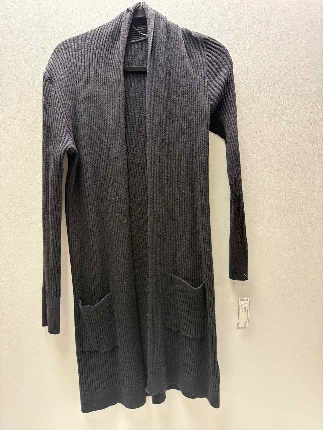 Rio & Rian Size S Cardigan