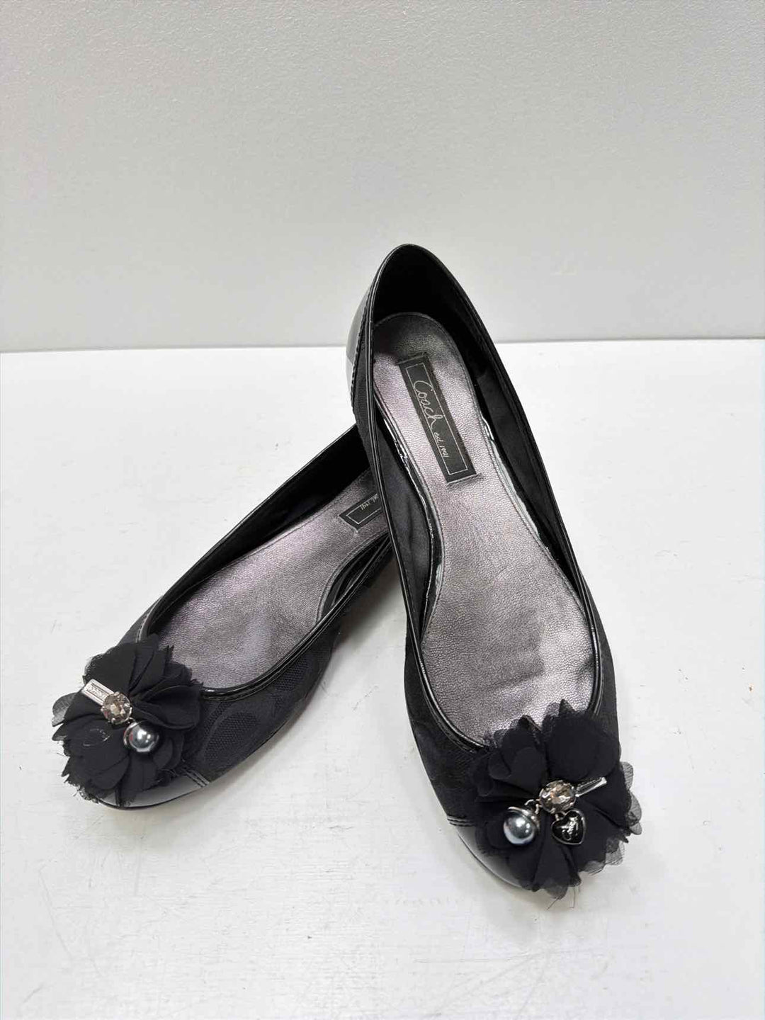 Coach 8.5 Flats