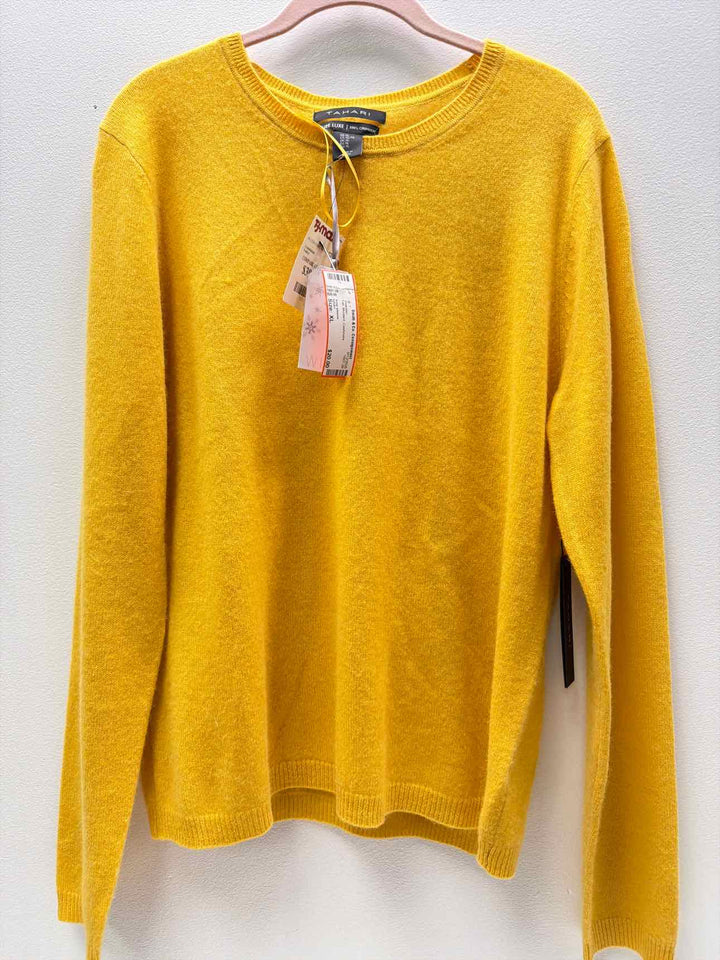 tahari Size XL Sweater