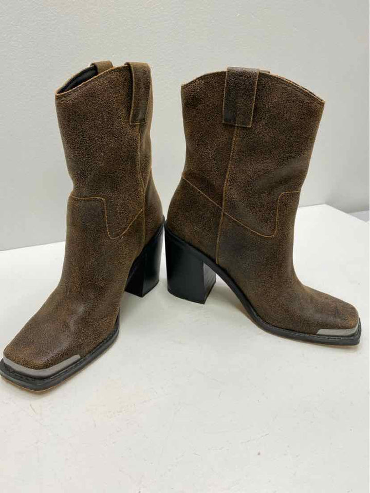 dolce vita 8/8.5 Boots