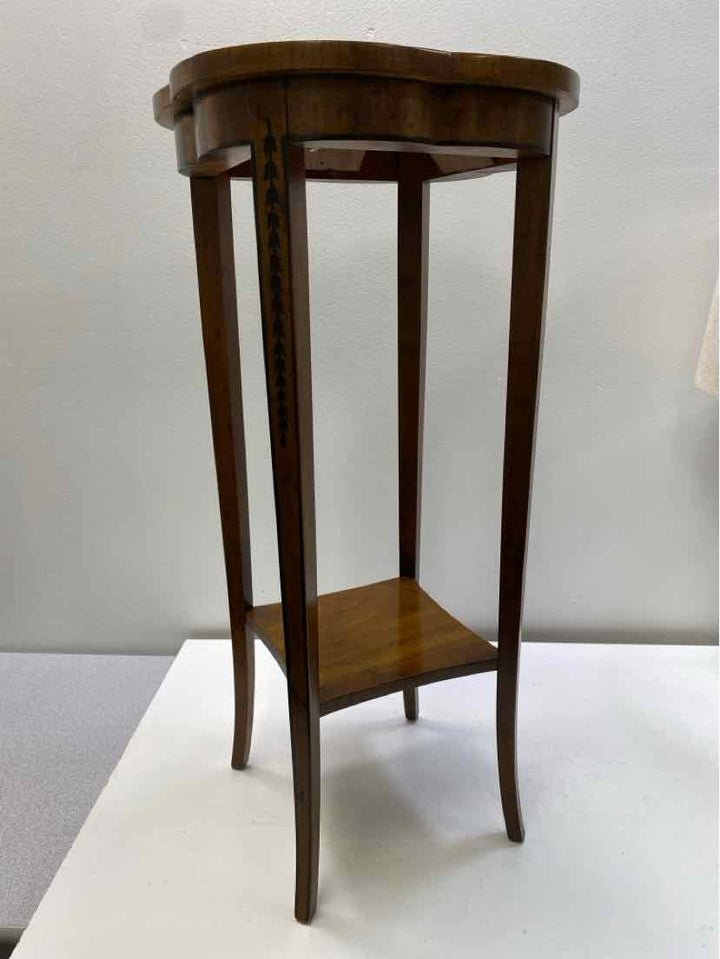 Drexel Heritage plant stand