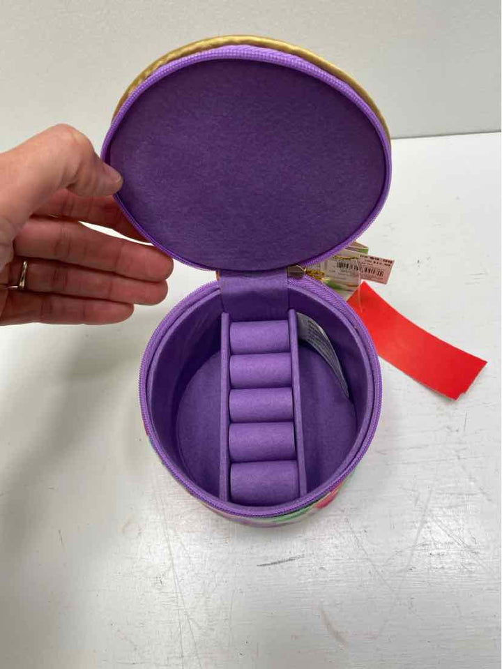 jewery holder