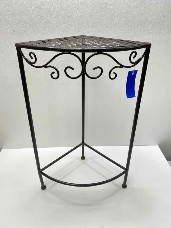 Plant Stand