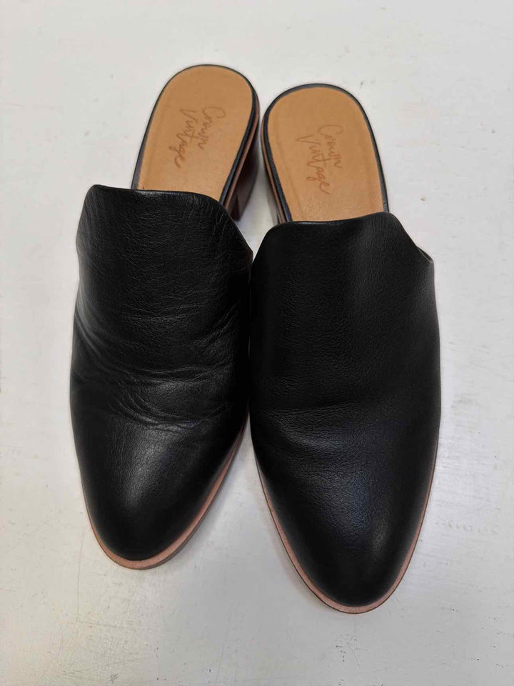 Crown Vintage 7M Mules