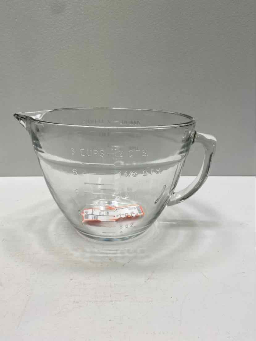PAMPERED CHEF Bowl