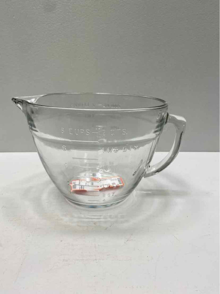 PAMPERED CHEF Bowl