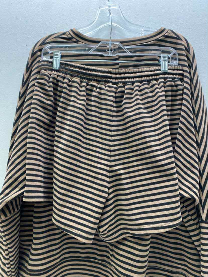 pink lily Size L 2PC Ensemble