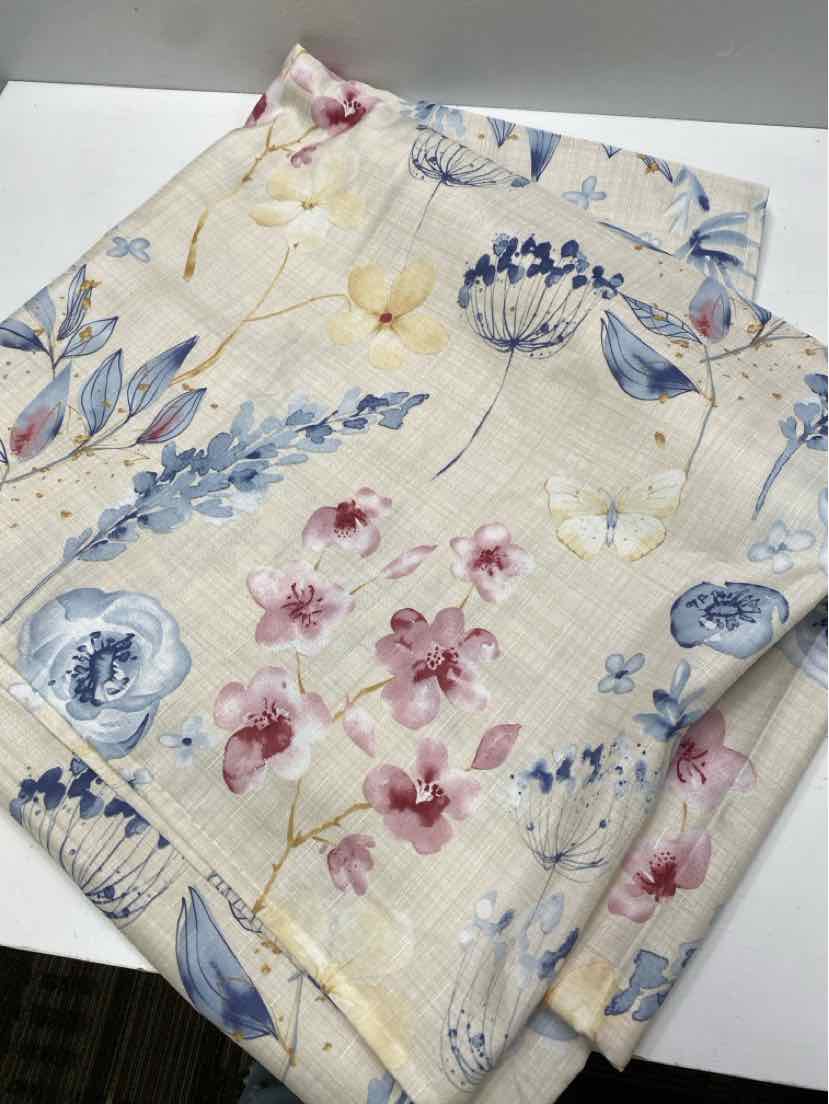 shower curtain