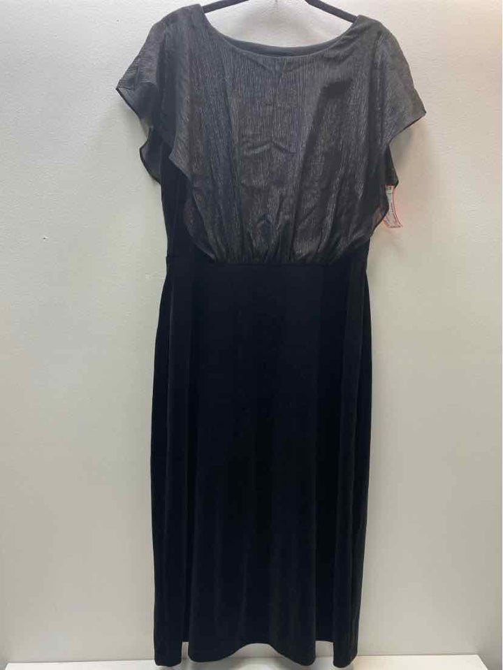 CONNECTED Size 12 Dress