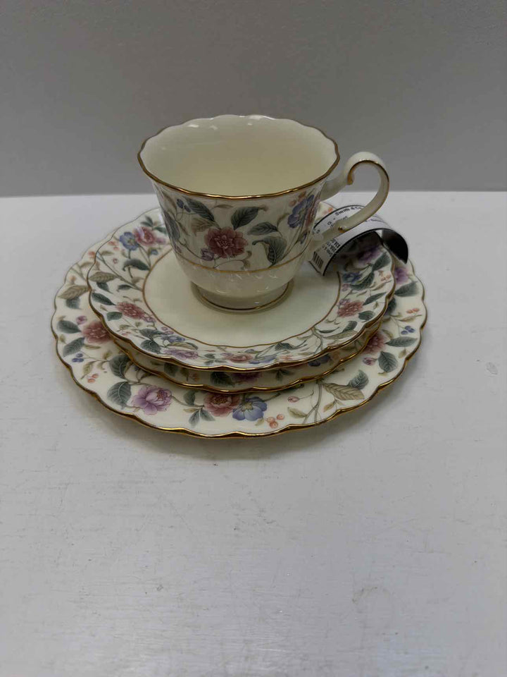 Noritake La Prada dish set