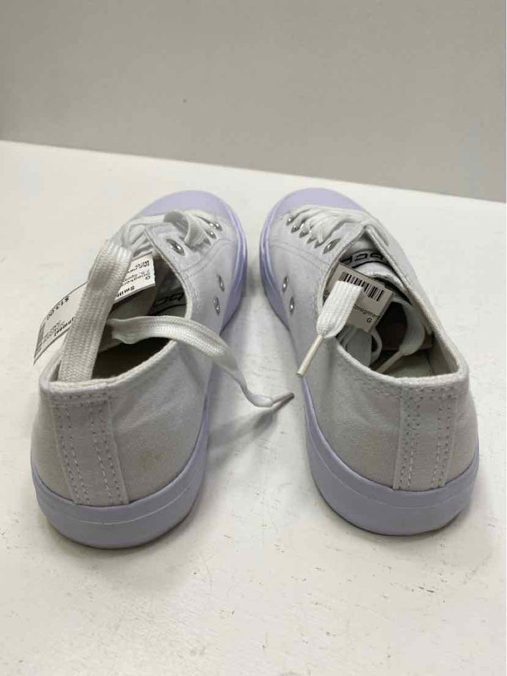BCG 7.5 Sneakers
