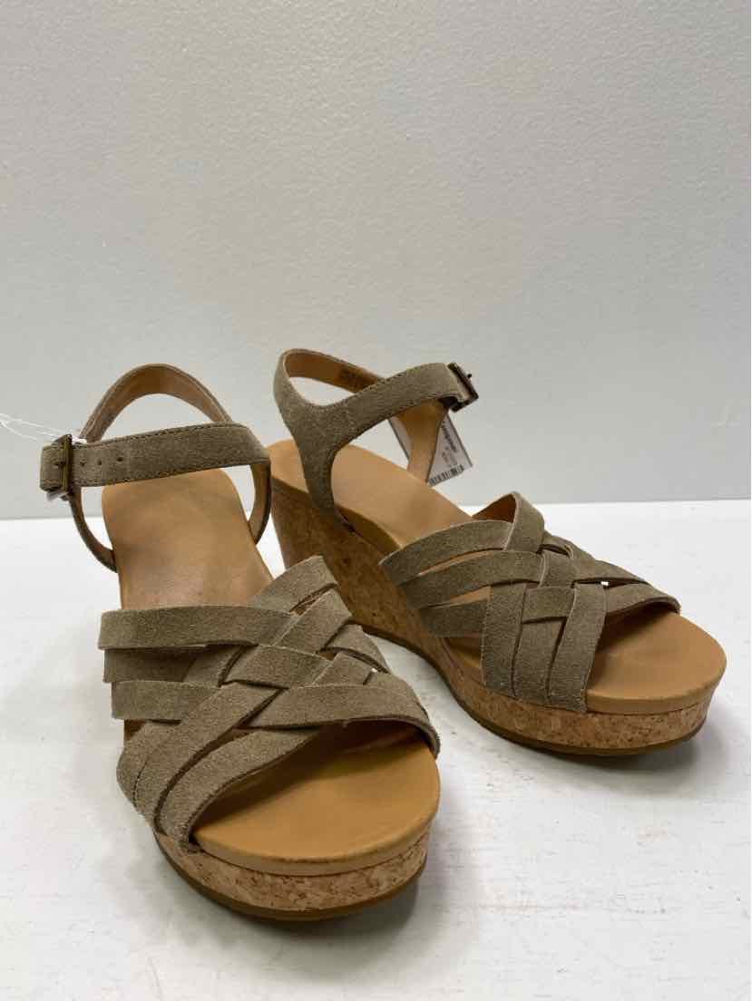 ugg 7 Sandals