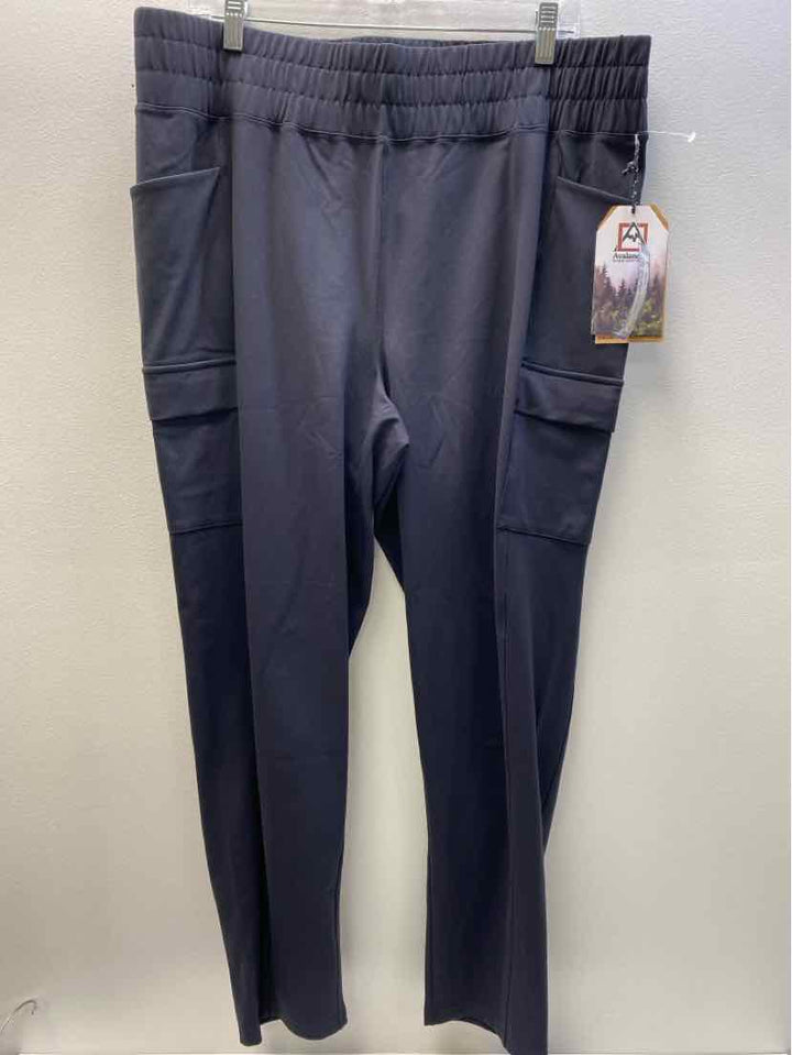 AVALANCHE Size XL Joggers