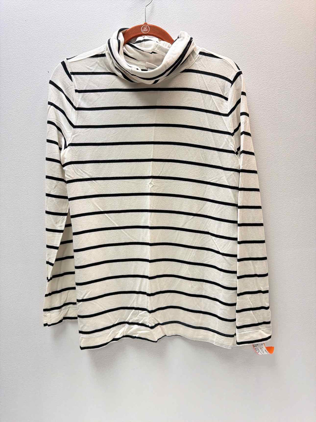 a new day Size M Casual Top
