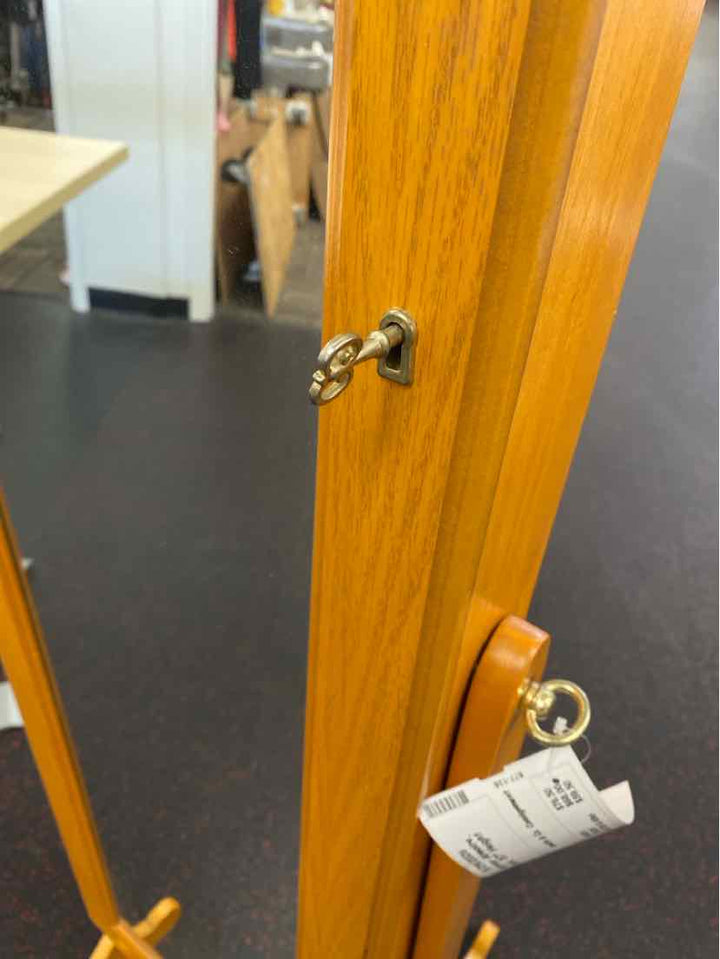 Armoire