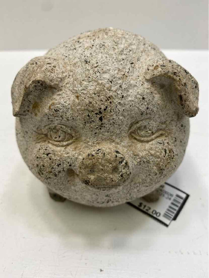 Figurine