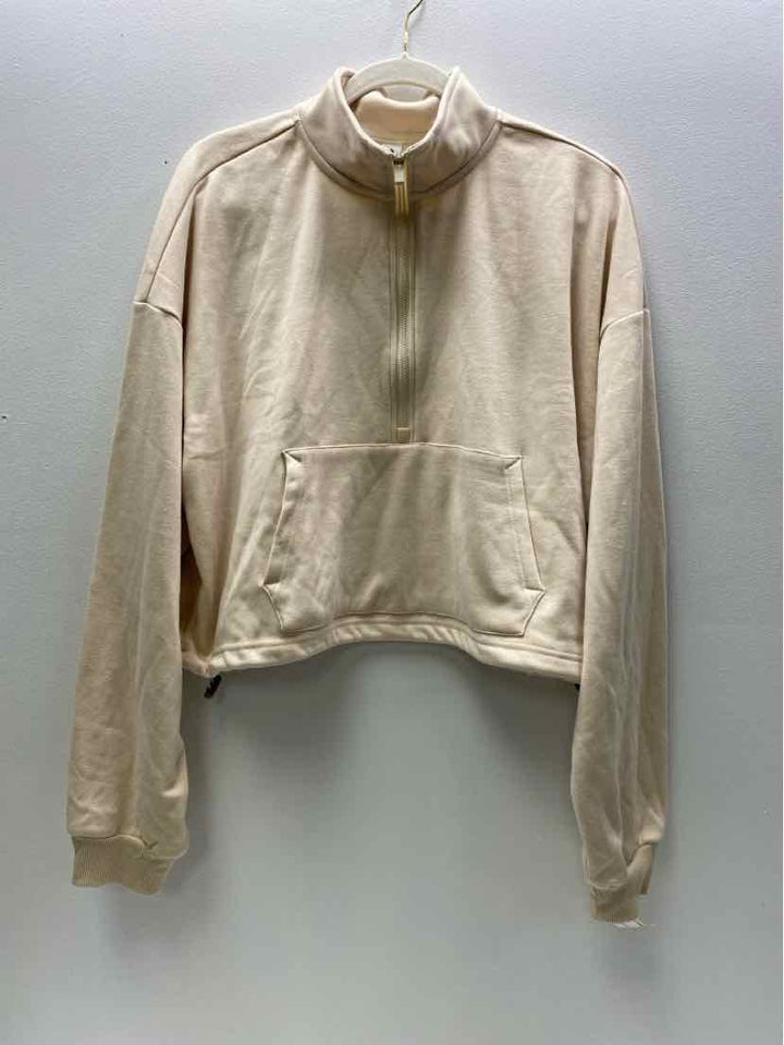 90 degrees Size XL Half Zip Pullover