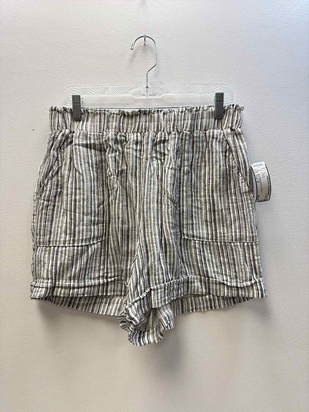 Time and Tru Size M Shorts