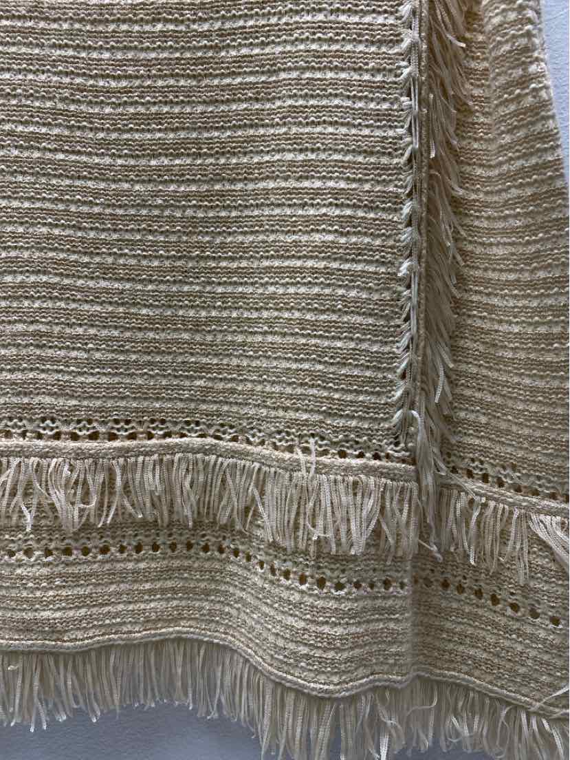 Hem & Thread Size L Sweater