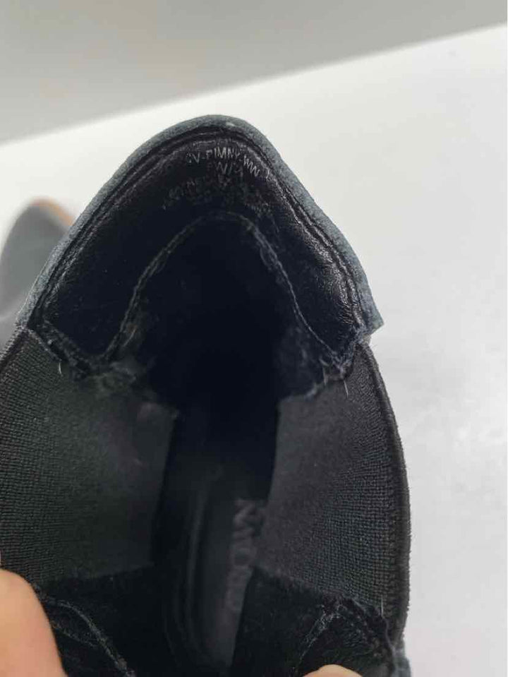 Crown Vintage 8 Boots