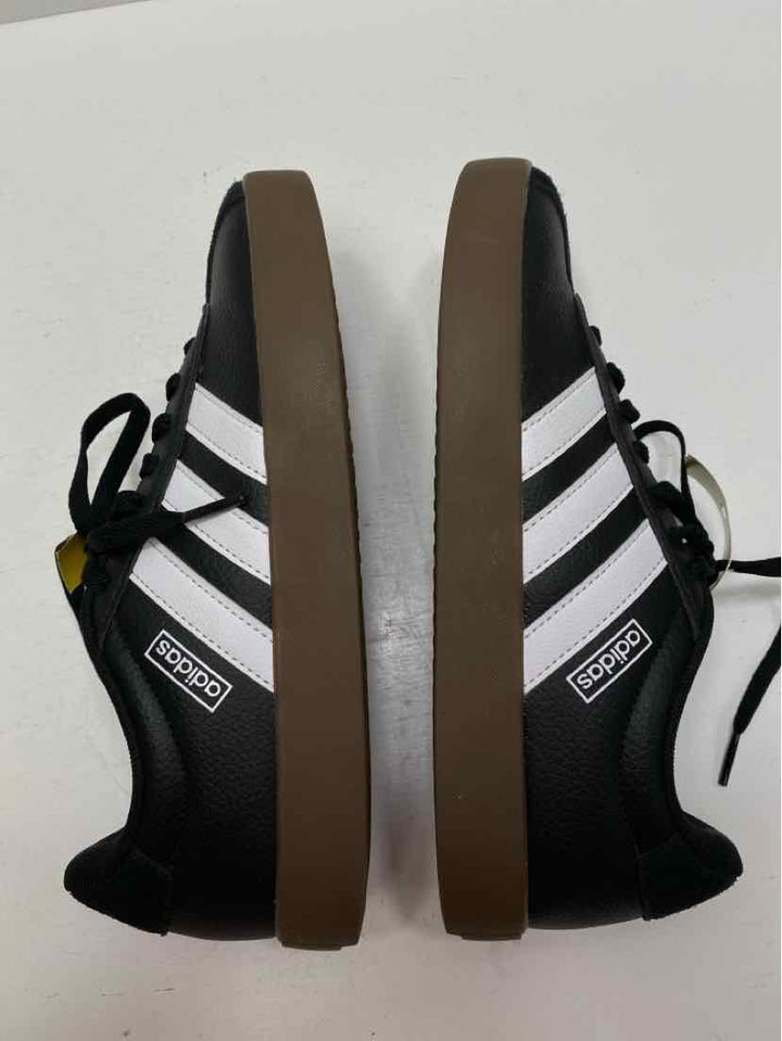 Adidas 8 Sneakers