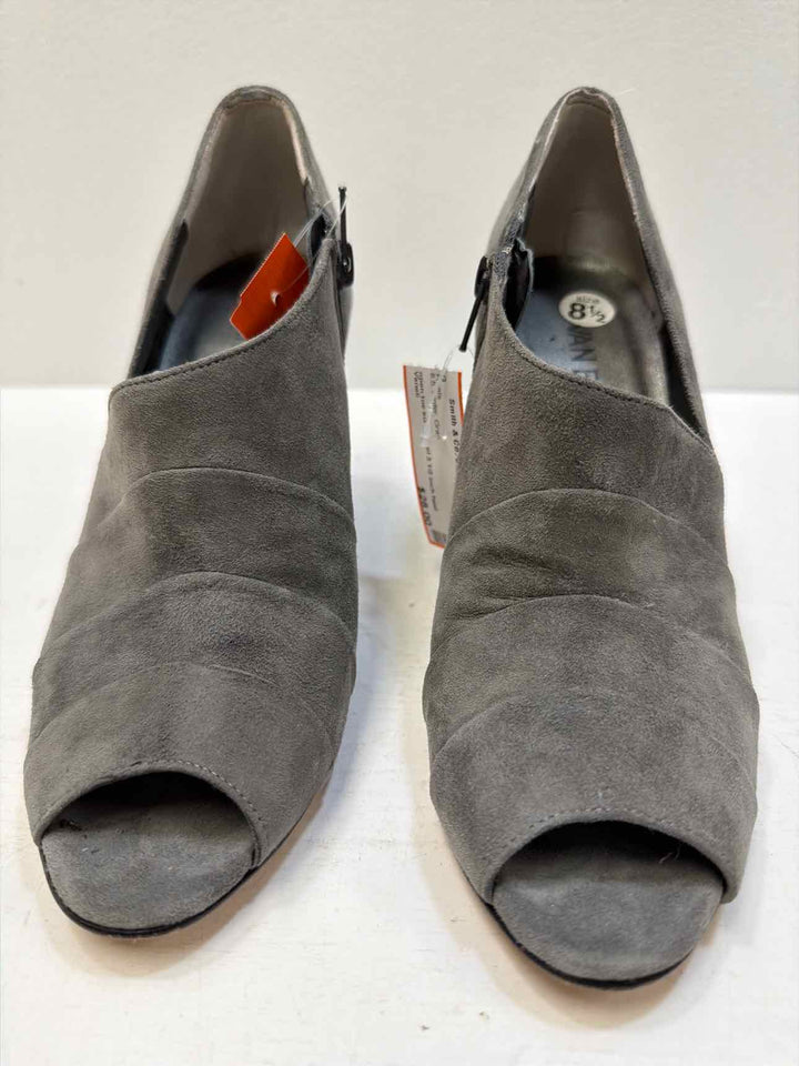 Vaneli 8.5 Heels