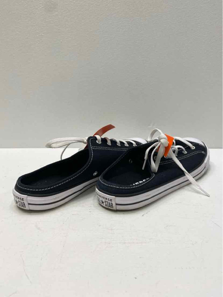 Converse 8.5 Sneakers