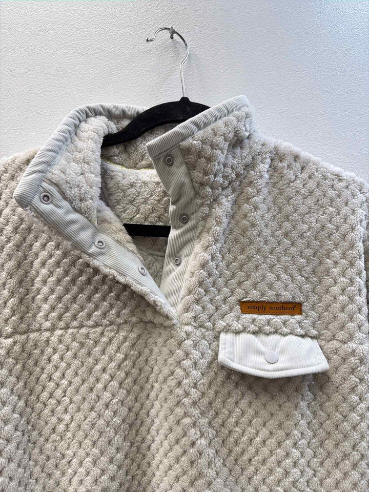 Simply Southern Size L pullover