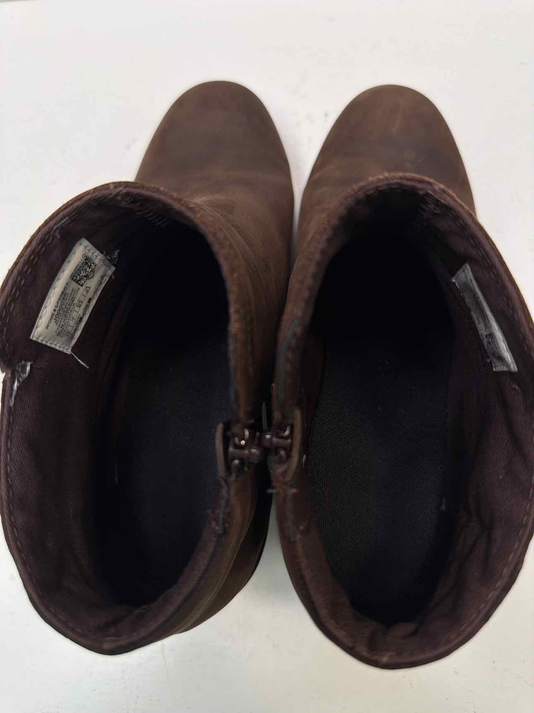 Merrell 9.5 Booties