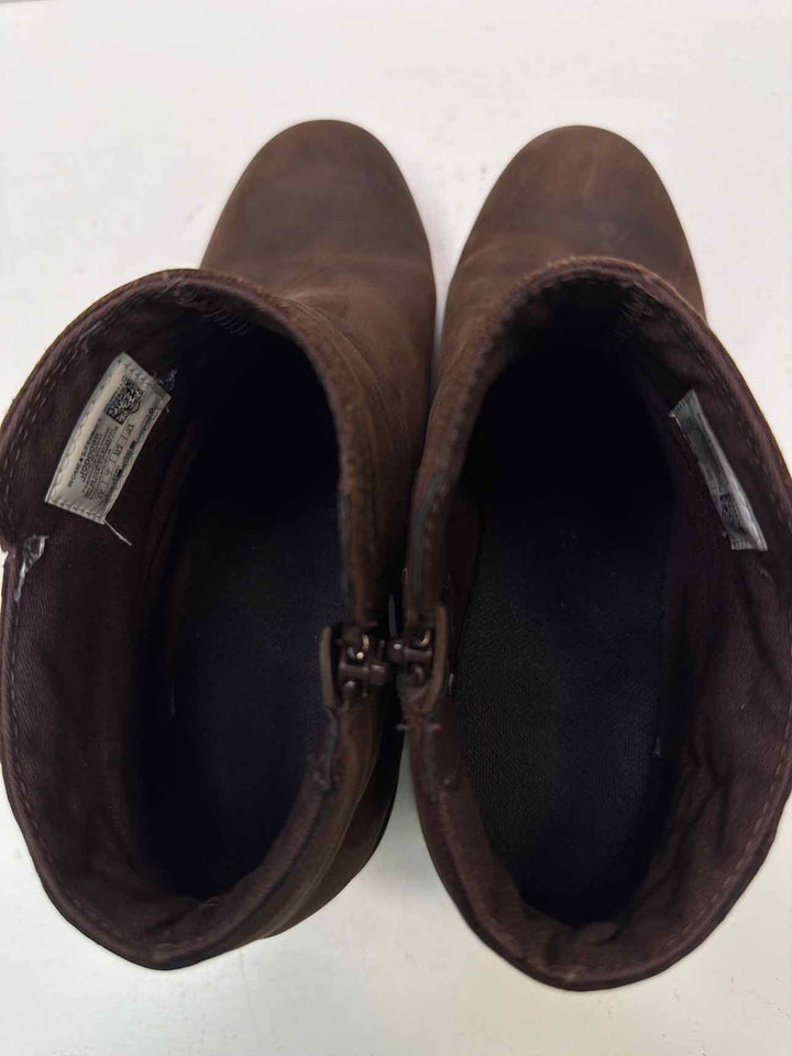 Merrell 9.5 Booties