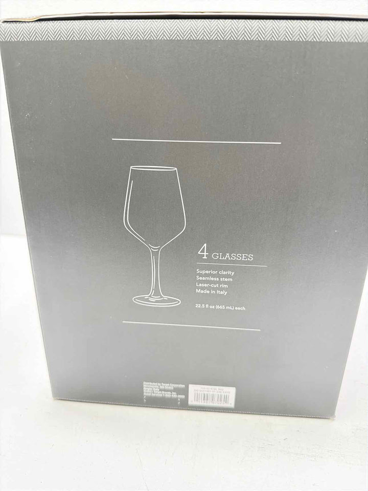 Threshold wine glass set