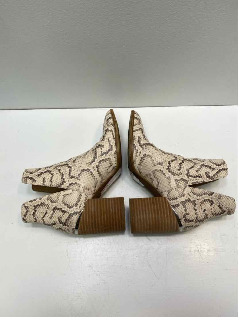 steve madden 7.5 Booties