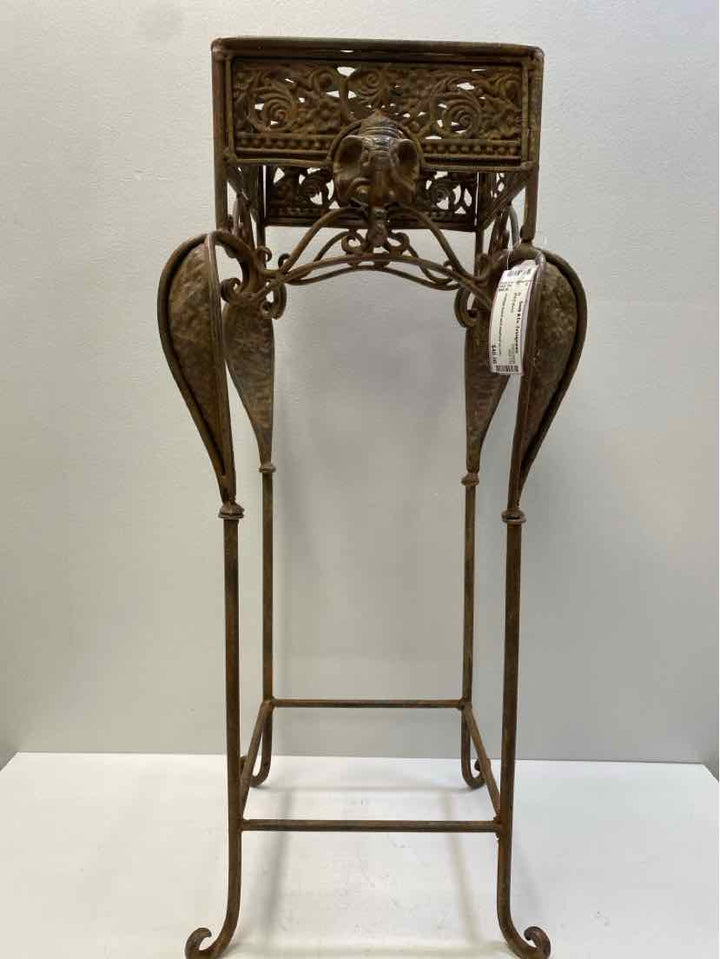 plant stand