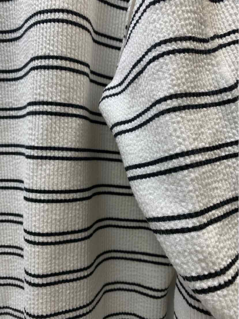 maurices Size 0X Sweater