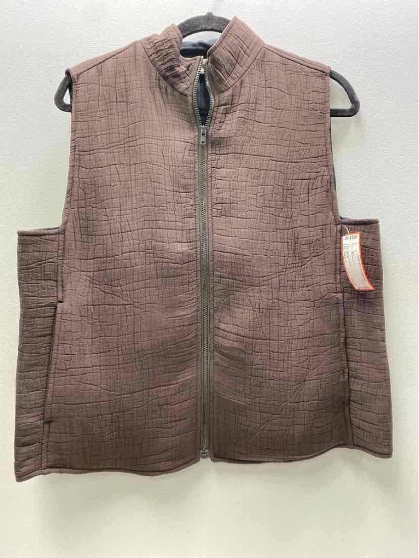 Chicos Size 1 Vest