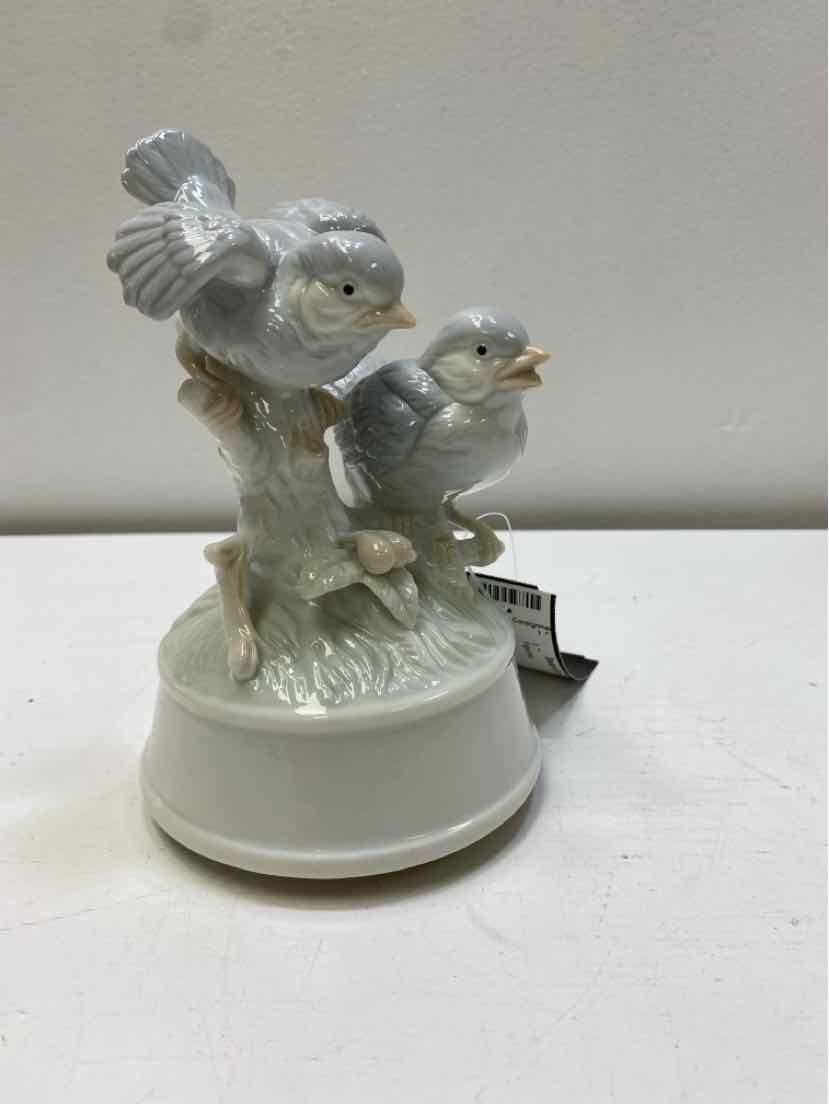 Figurine