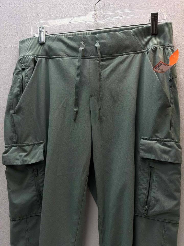 Size M/L? Joggers