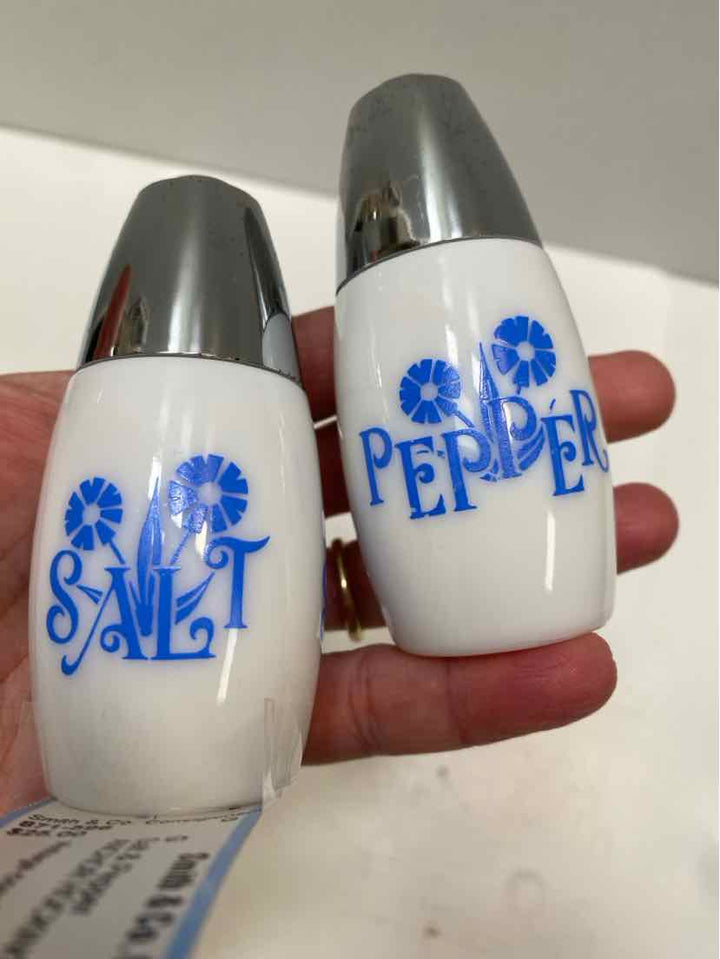 ANCHOR HOCKING Salt & Pepper