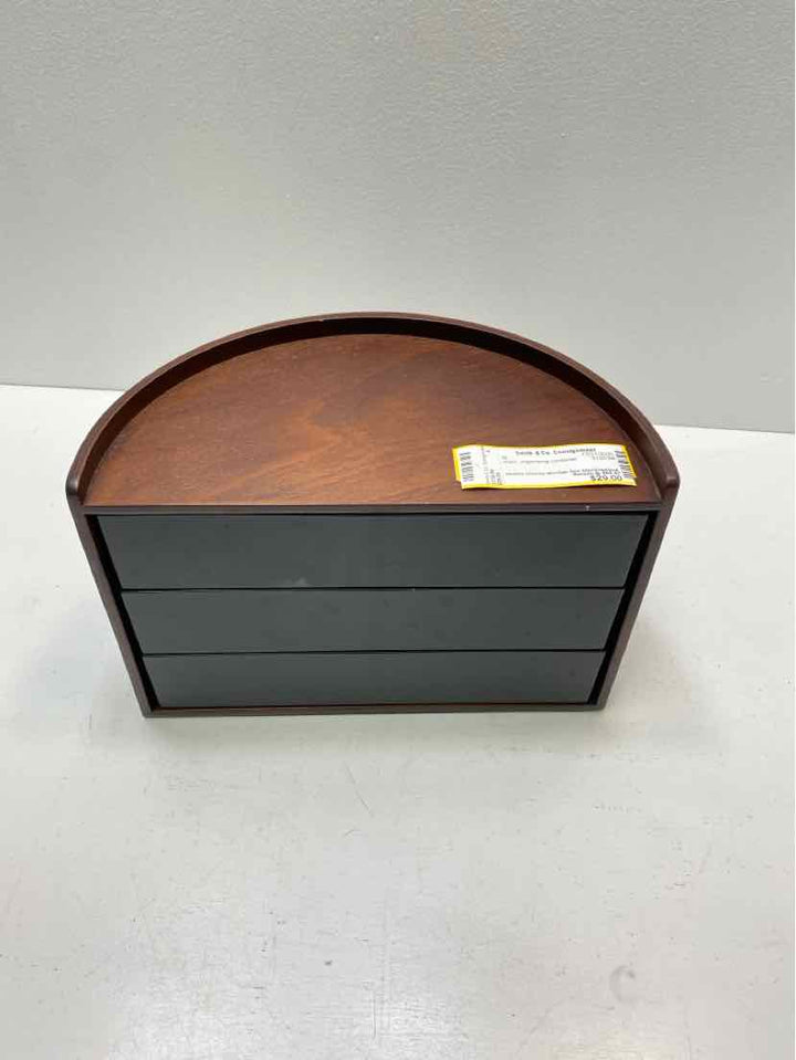 misc. organizng container