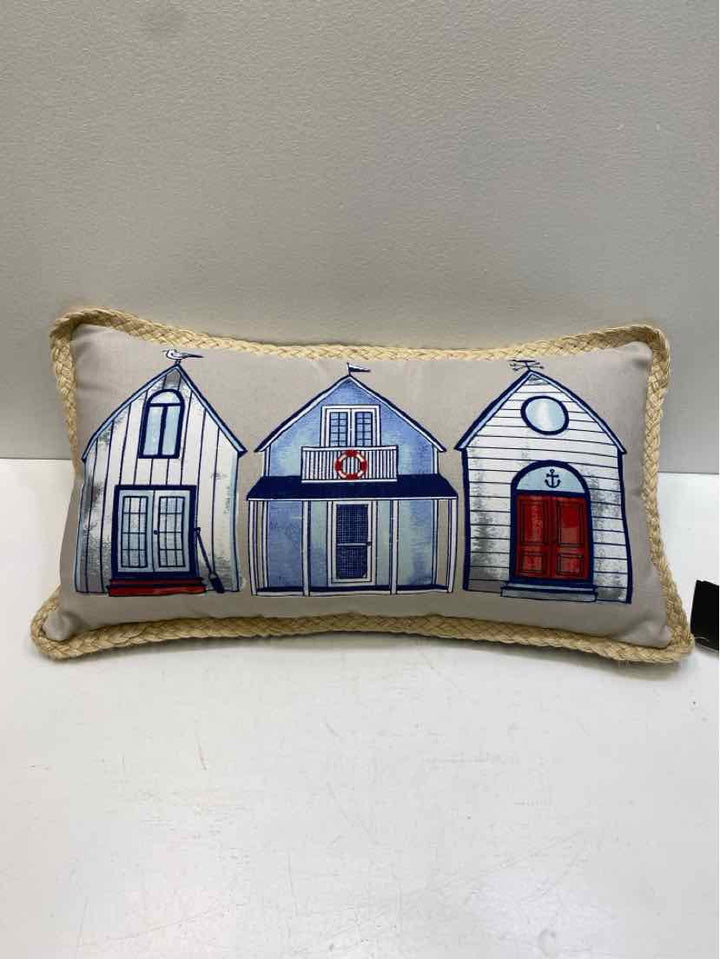 throw pillow