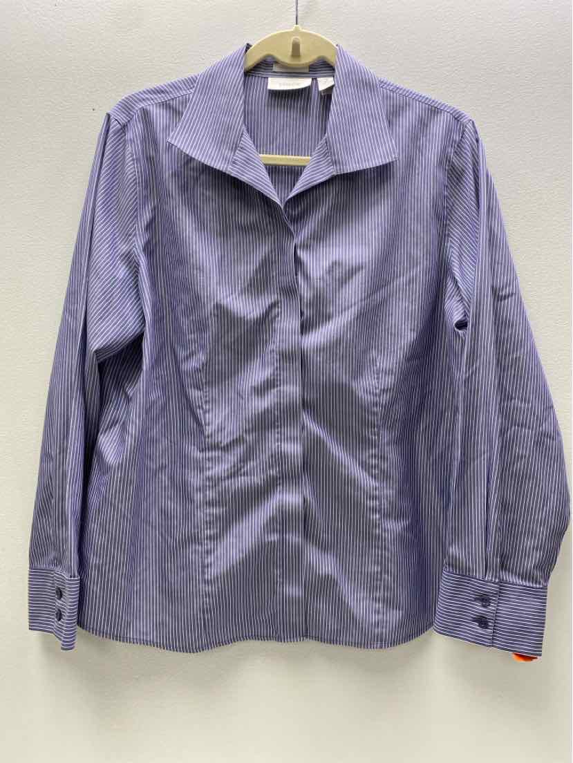 Chicos Size 2 Cardigan