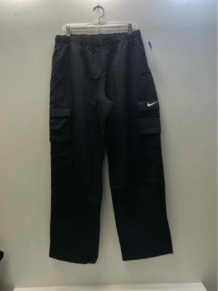 Nike M pants