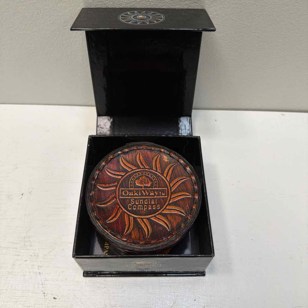 Oaki Way compass