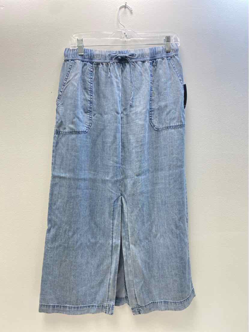 Republic Size M Skirt