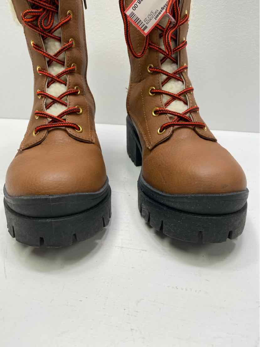 JUICY COUTURE 8 Boots