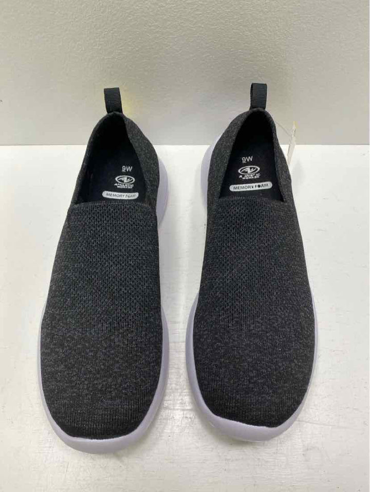 Athletic Works 9 slip on