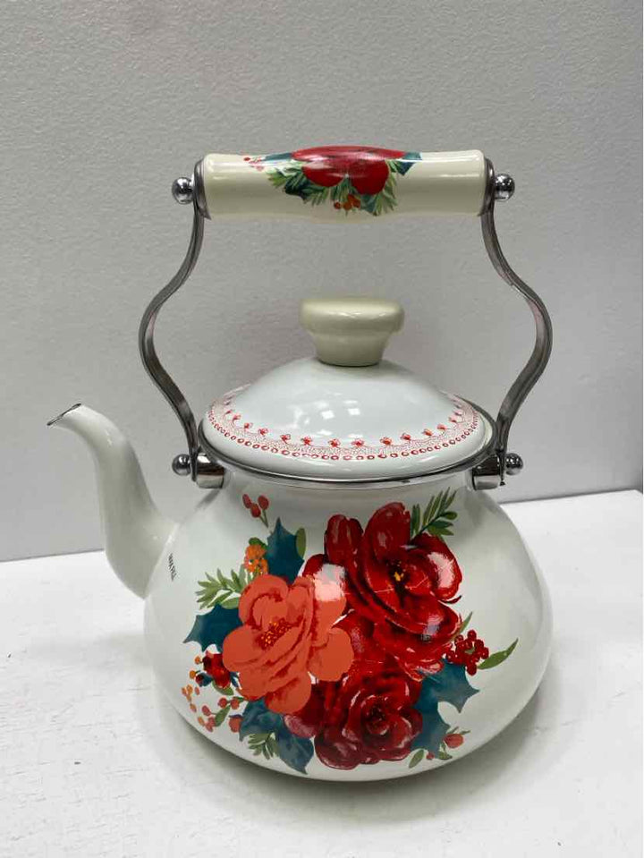 The Pioneer Woman kettle