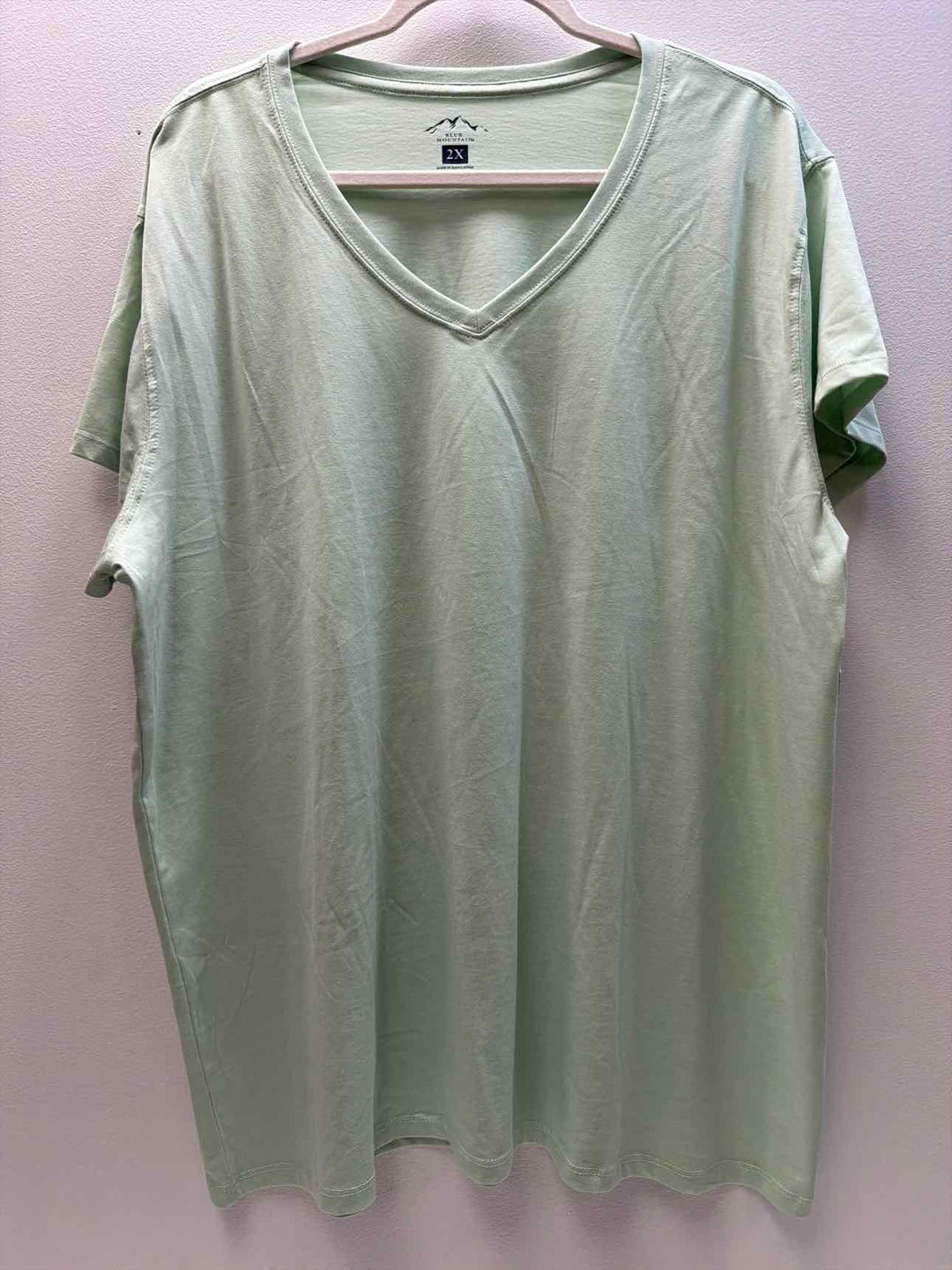 blue mountain Size 2X T-shirt