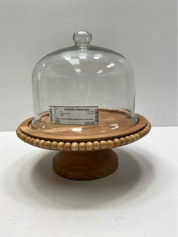 Bidk cake stand