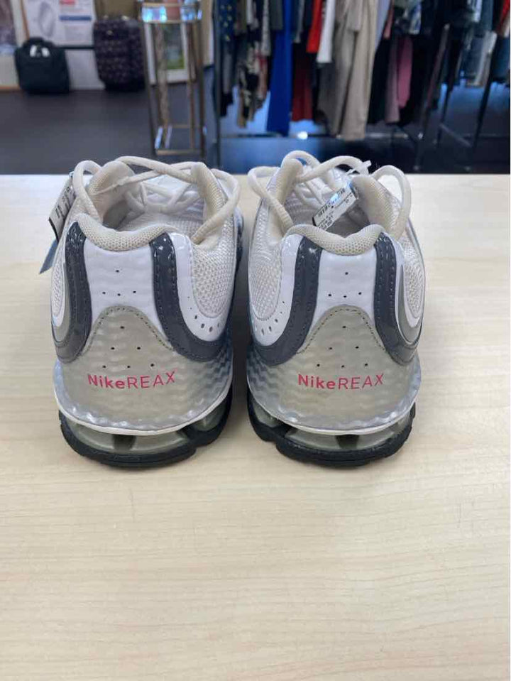Nike 10 Sneakers